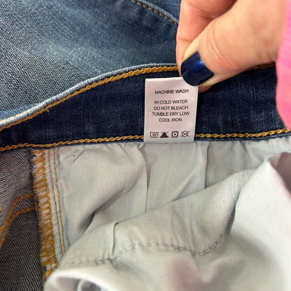Judy Blue Jeans Women's 7 / 28 Relaxed Fit Mid Rise Distressed Stretch JB8289DK - Picture 8 of 10